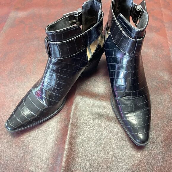 Zara black crocodile print boots booties with buckle & small heel size 39,‎ US 8 - Picture 4 of 13